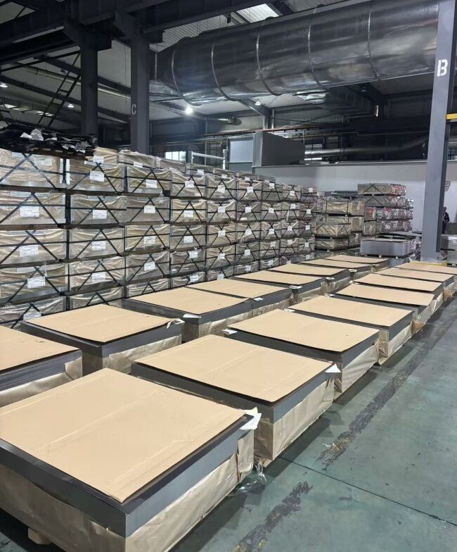 Электролитическая оловянная плитка - многоцелевой материал для упаковки пищевых продуктов, химических веществ и строительных покрытий